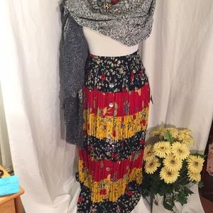 Dillard’s Stonebridge Skirt Multi Color!🤗